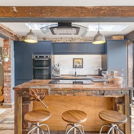 Stylish House W Free Parking Nr Exeter Centre Villa Buitenkant foto