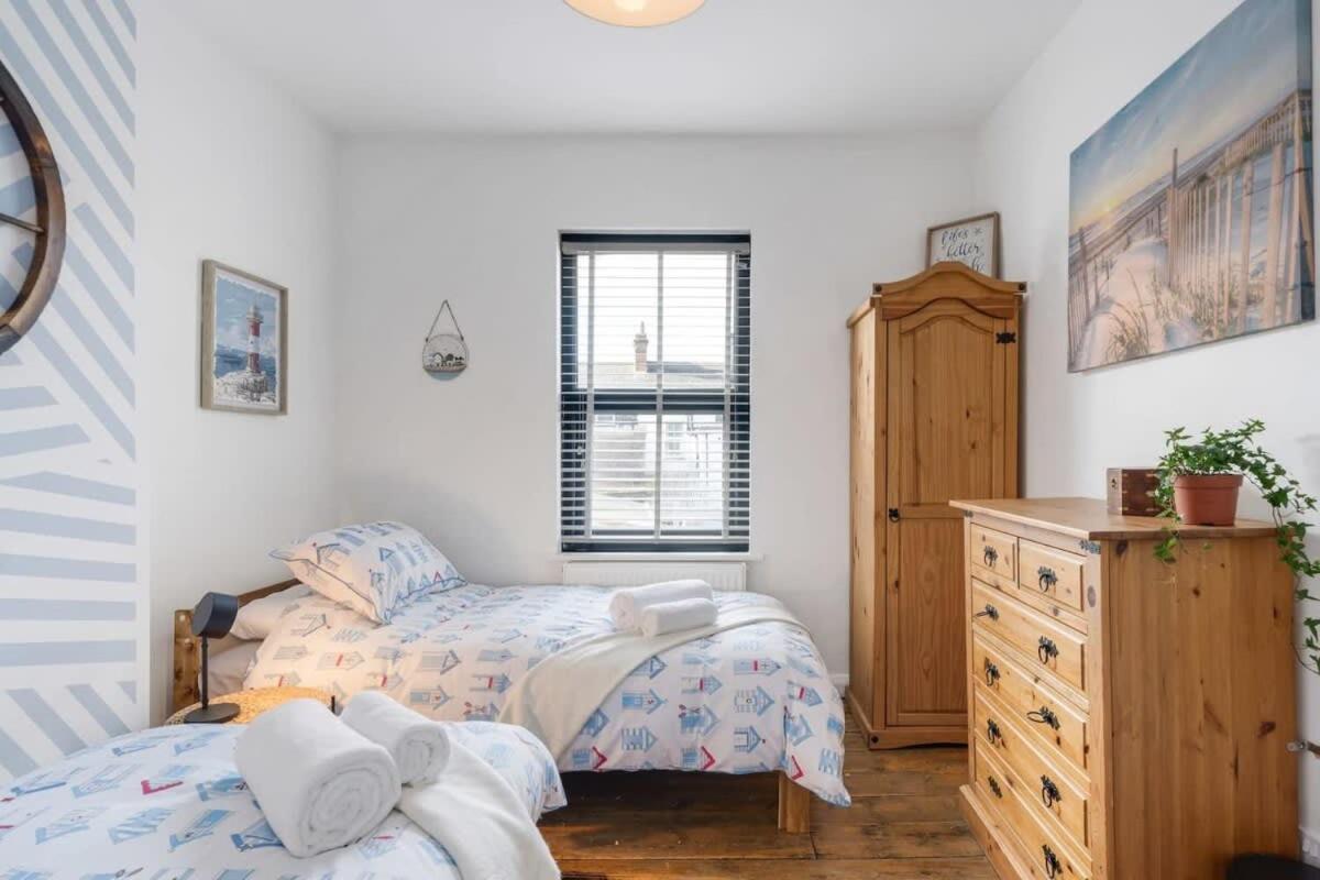 Stylish House W Free Parking Nr Exeter Centre Villa Buitenkant foto