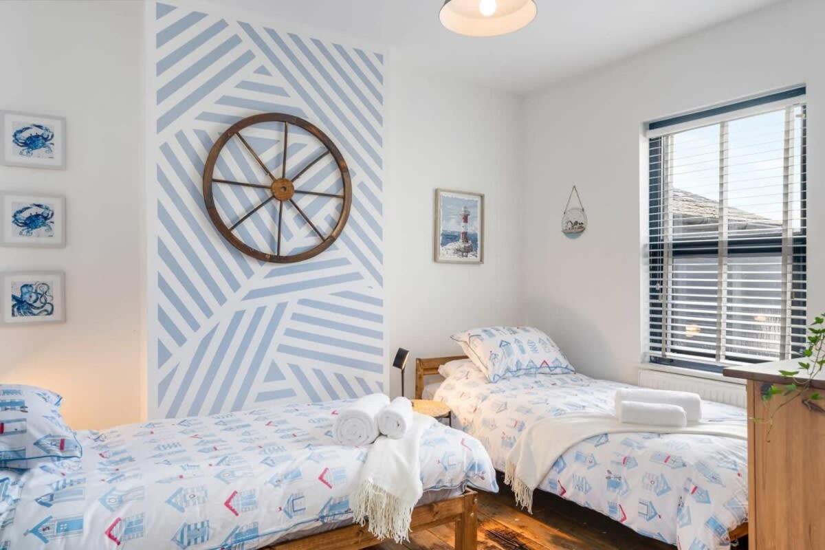 Stylish House W Free Parking Nr Exeter Centre Villa Buitenkant foto