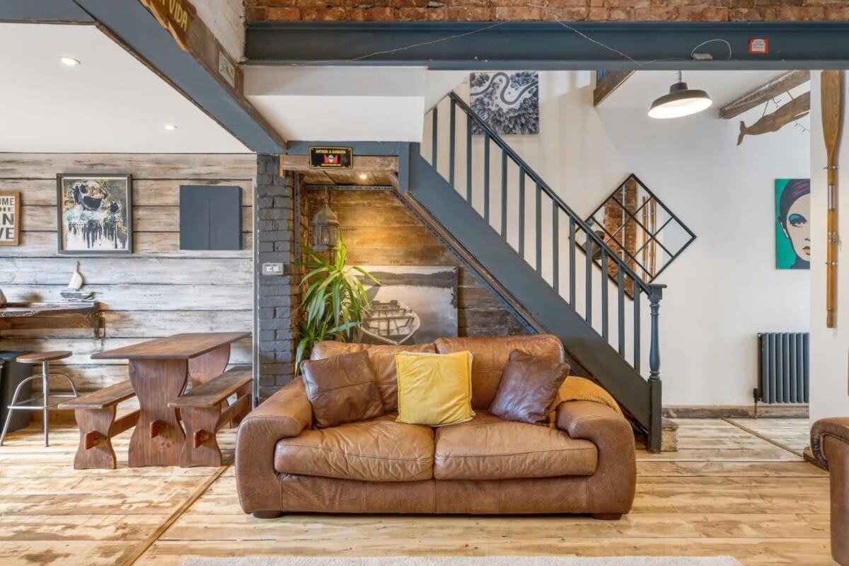 Stylish House W Free Parking Nr Exeter Centre Villa Buitenkant foto